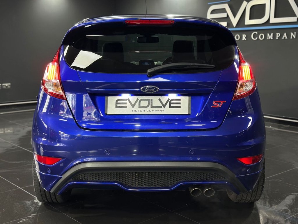 Used Ford Fiesta 2017 for sale - 76439302: Photo 5