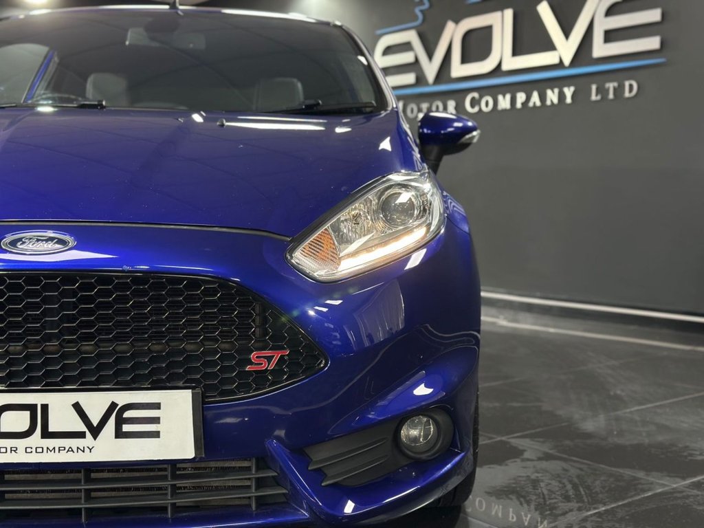 Used Ford Fiesta 2017 for sale - 76439302: Photo 8