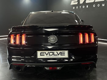 Used Ford Mustang 2017 for sale - 79437932: Photo