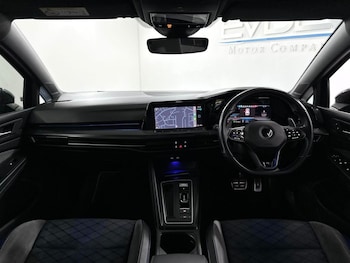 Used Volkswagen Golf 2021 for sale - 75607283: Photo