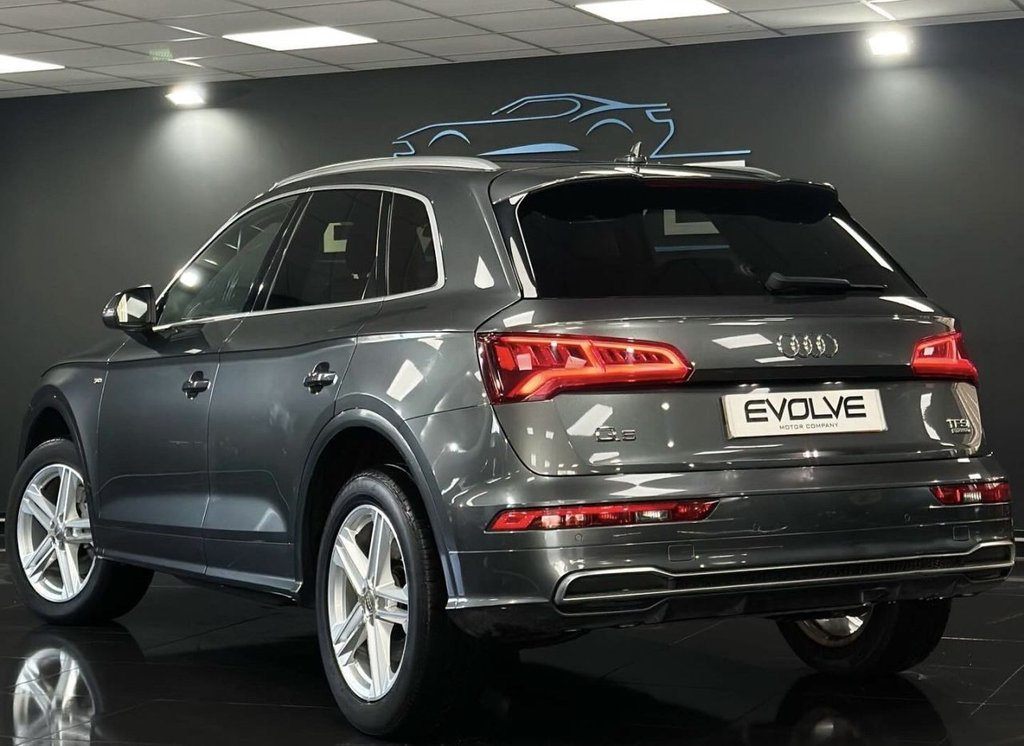 Used Audi Q5 2018 for sale - 76740325: Photo 2