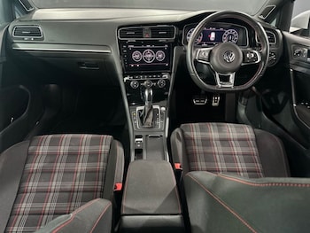 Used Volkswagen Golf 2017 for sale - 78382598: Photo