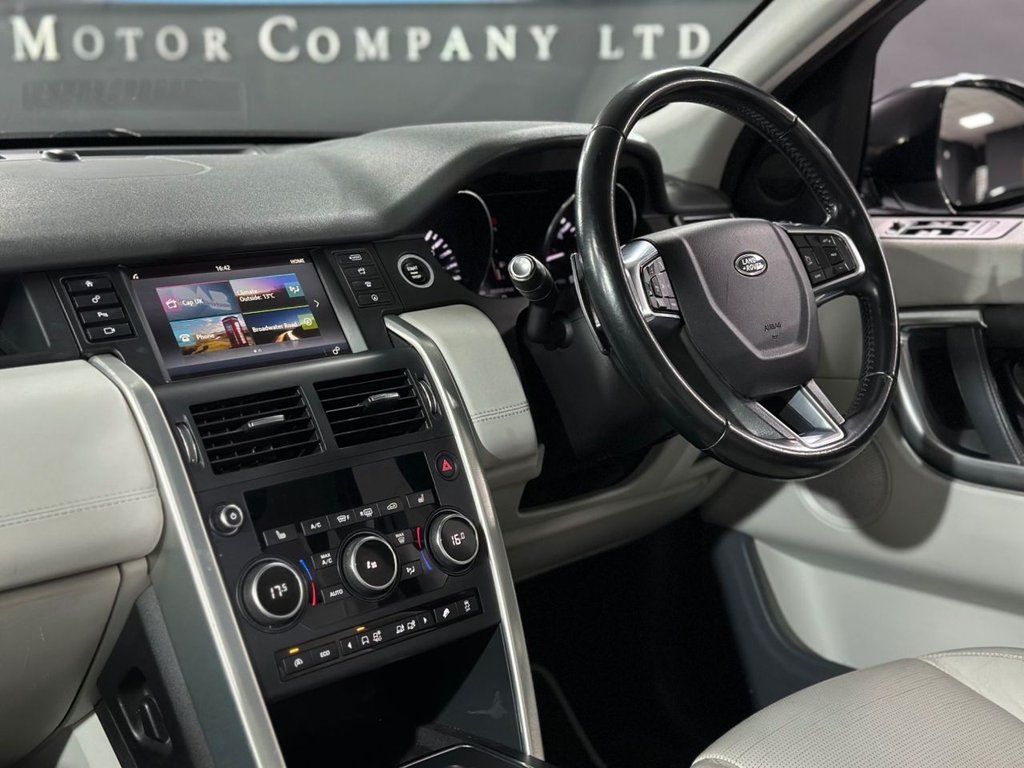 Used Land Rover Discovery Sport 2016 for sale - 76386037: Photo 17