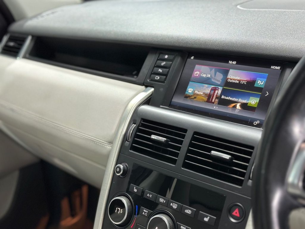 Used Land Rover Discovery Sport 2016 for sale - 76386037: Photo 19