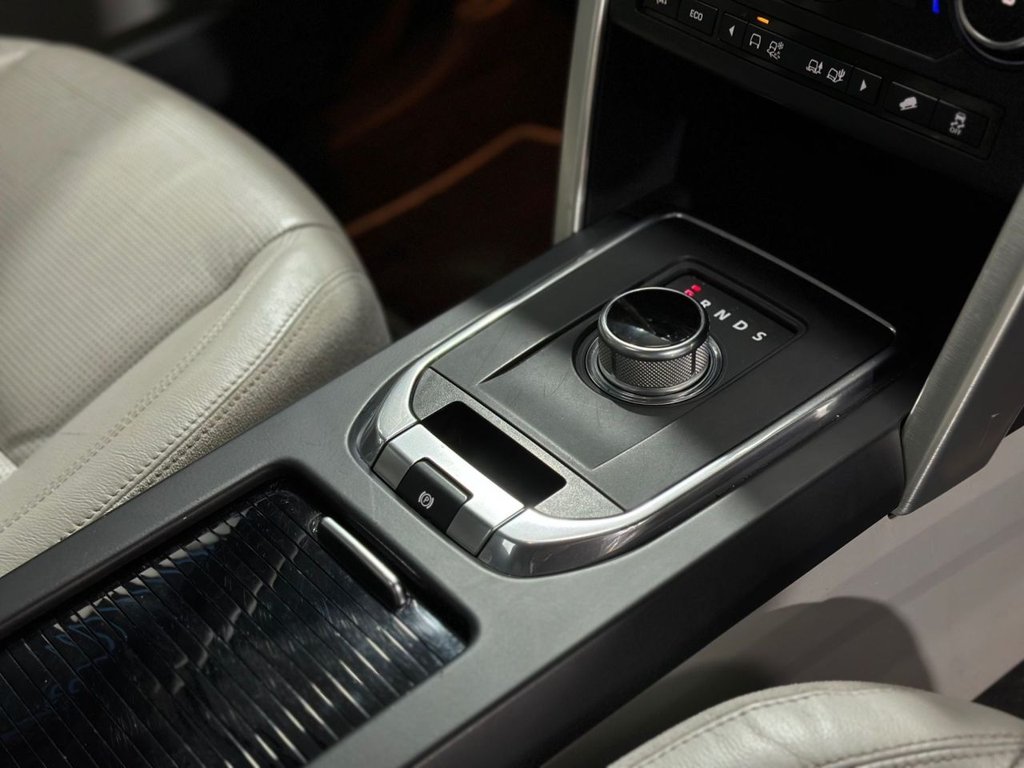 Used Land Rover Discovery Sport 2016 for sale - 76386037: Photo 21