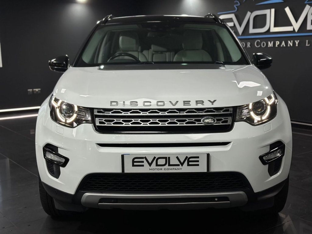 Used Land Rover Discovery Sport 2016 for sale - 76386037: Photo 4