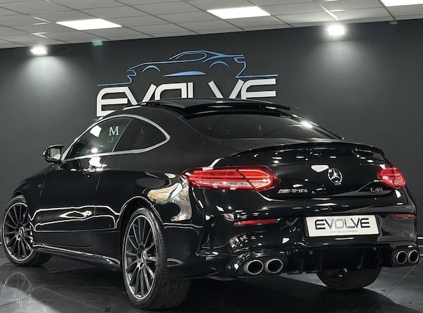 Used Mercedes-Benz C Class 2020 for sale - 76304074: Photo 2