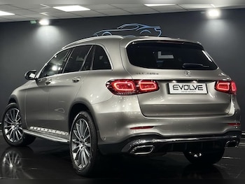 Used Mercedes-Benz GLC 2019 for sale - 77212867: Photo