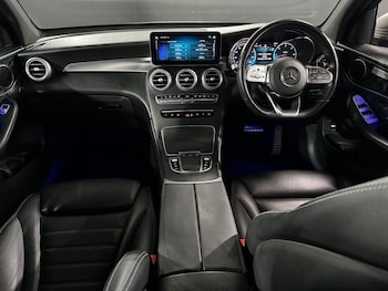 Used Mercedes-Benz GLC 2019 for sale - 77212867: Photo