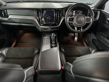 Used Volvo XC60 2019 for sale - 76655106: Photo