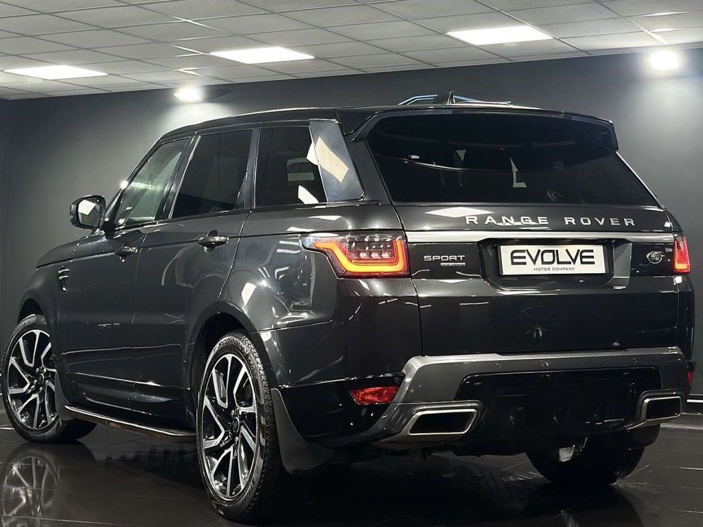 Used Land Rover Range Rover Sport 2018 for sale - 77407841: Photo 2