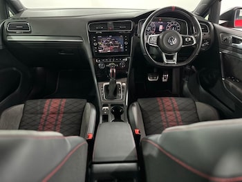 Used Volkswagen Golf 2019 for sale - 75119363: Photo
