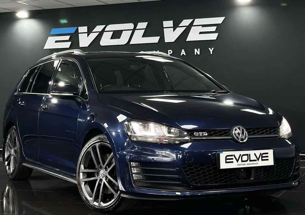 Used Volkswagen Golf 2017 for sale - 78134463: Photo 1