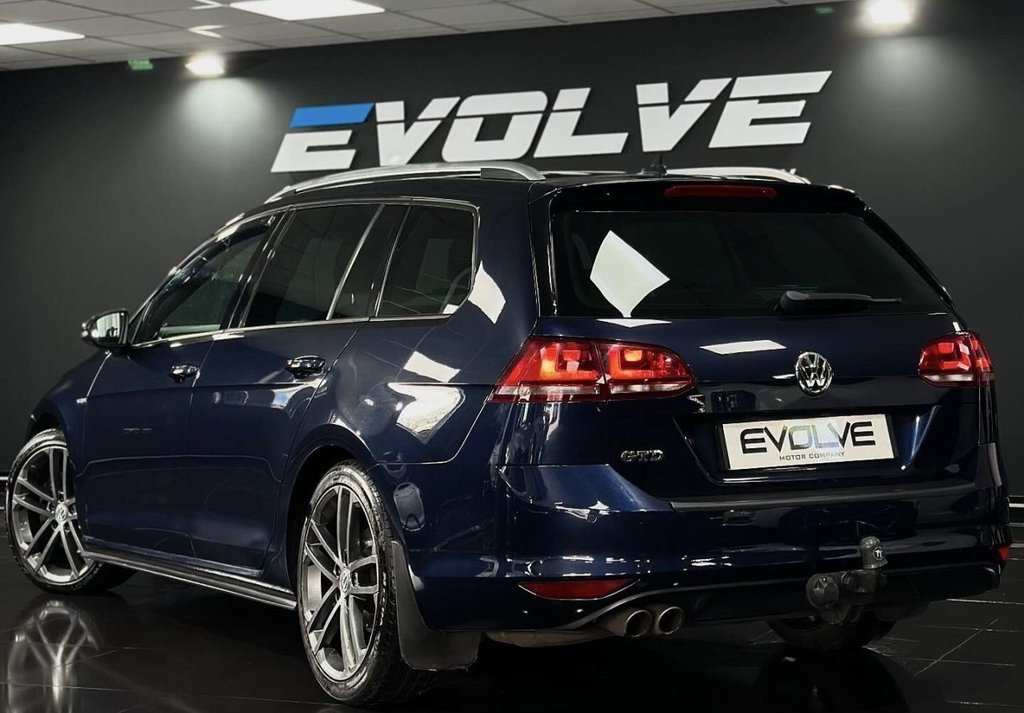 Used Volkswagen Golf 2017 for sale - 78134463: Photo 2