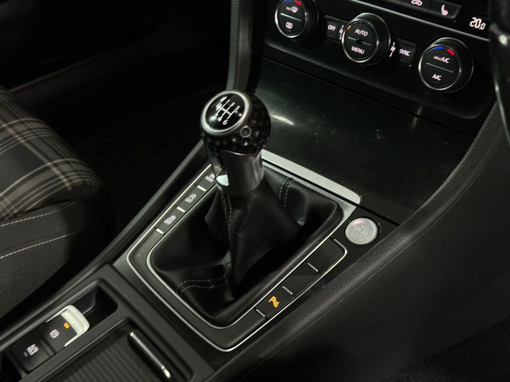 Used Volkswagen Golf 2017 for sale - 78134463: Photo 21