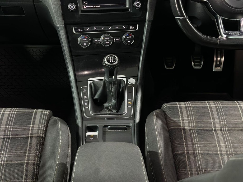 Used Volkswagen Golf 2017 for sale - 78134463: Photo 22