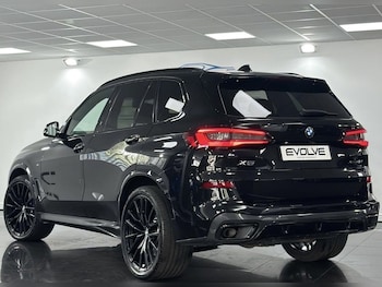 Used BMW X5 2021 for sale - 76248535: Photo