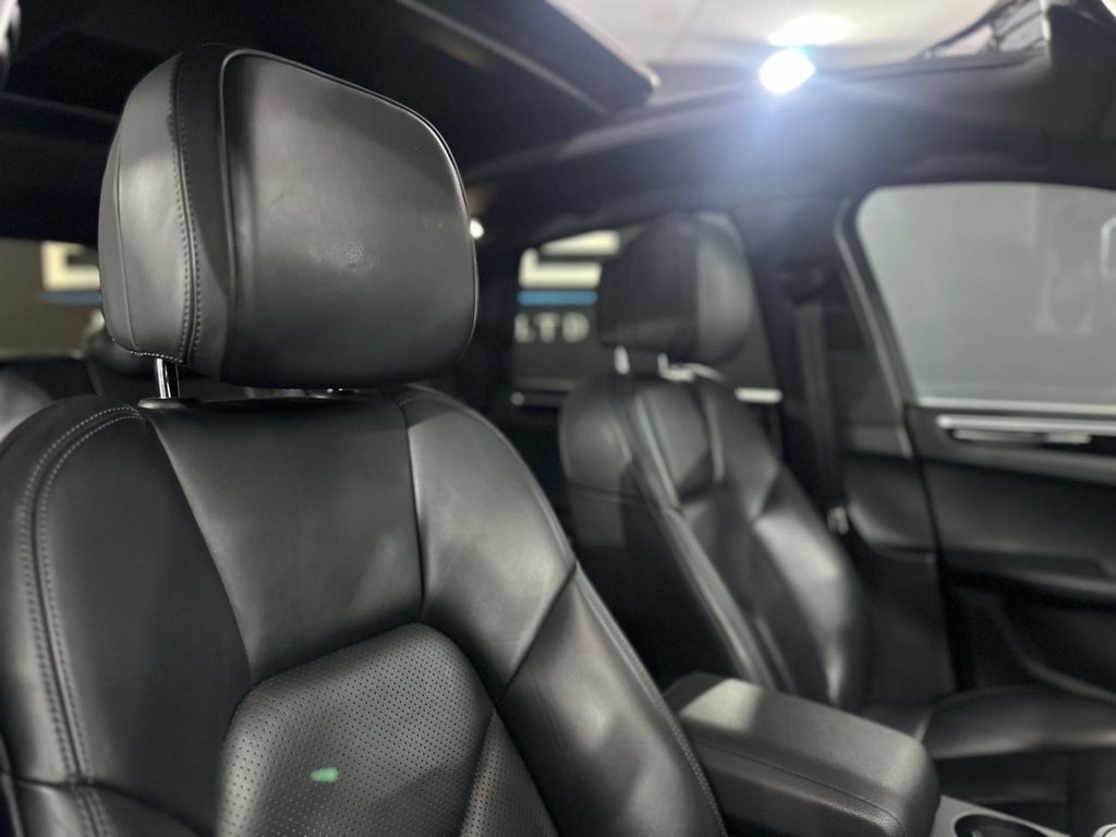 Used Porsche Macan 2019 for sale - 76520477: Photo 27