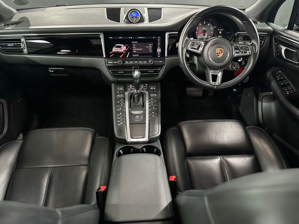 Used Porsche Macan 2019 for sale - 76520477: Photo 3