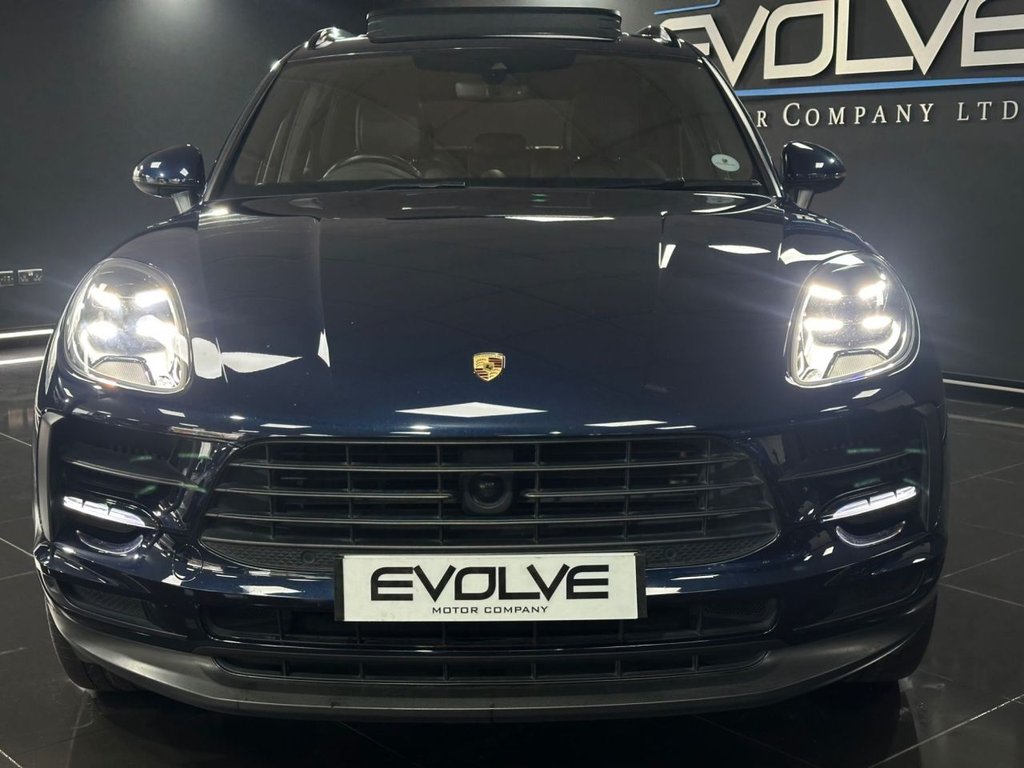 Used Porsche Macan 2019 for sale - 76520477: Photo 4