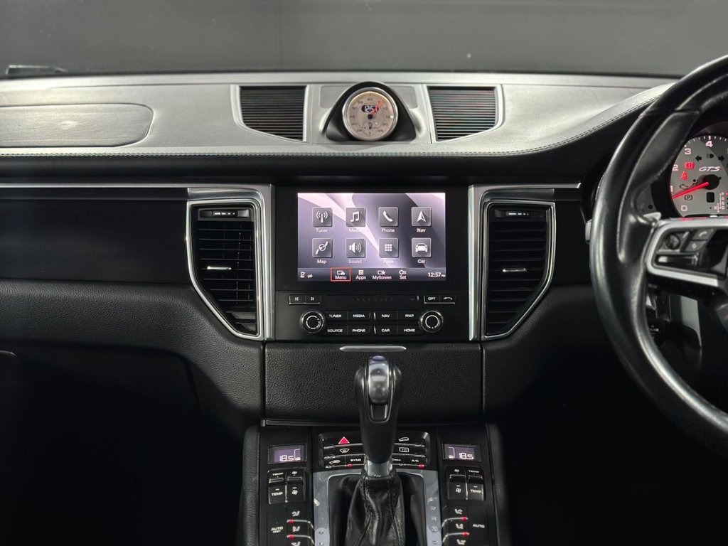 Used Porsche Macan 2017 for sale - 77049089: Photo 17