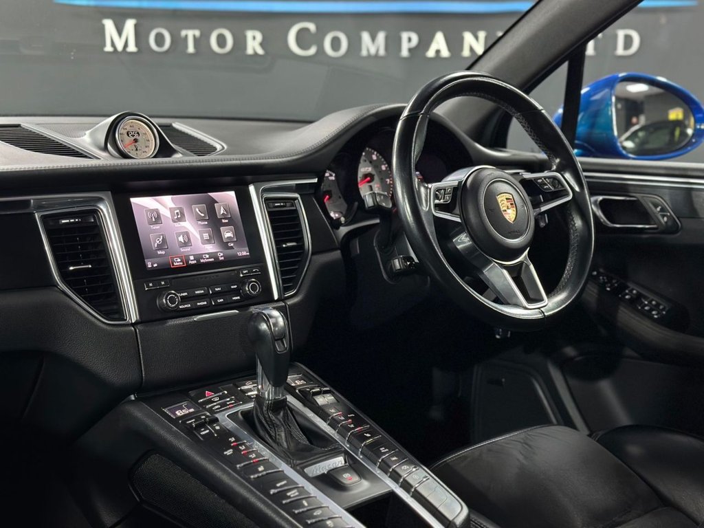 Used Porsche Macan 2017 for sale - 77049089: Photo 18