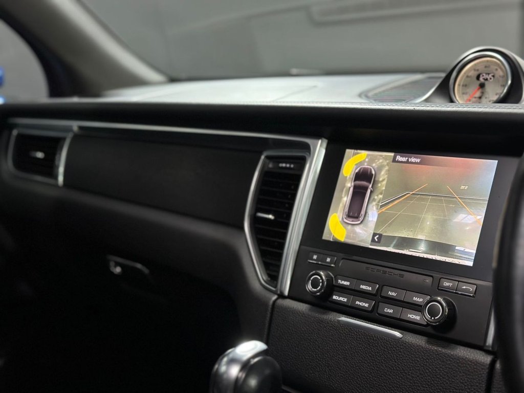 Used Porsche Macan 2017 for sale - 77049089: Photo 21