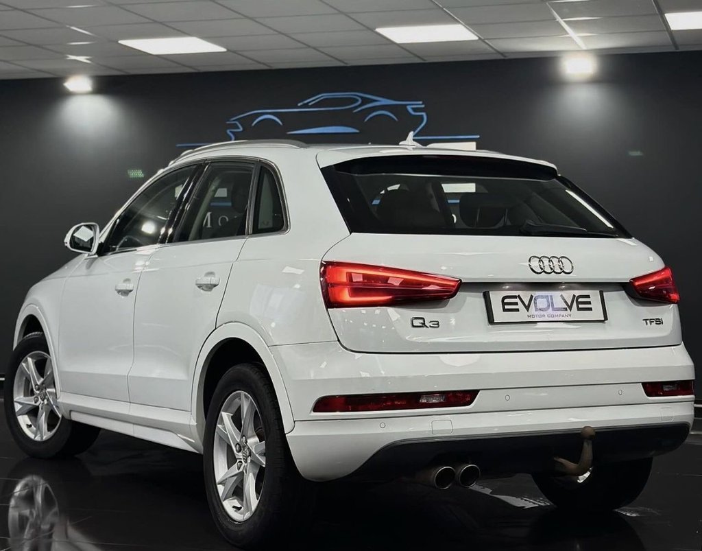 Used Audi Q3 2018 for sale - 77786031: Photo 2