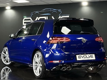 Used Volkswagen Golf 2019 for sale - 77855511: Photo