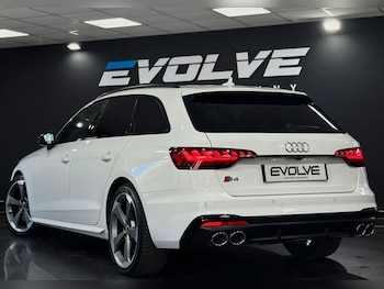 Used Audi A4 2020 for sale - 79170726: Photo