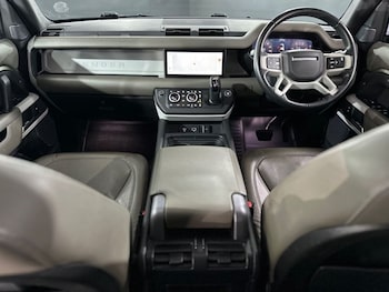 Used Land Rover Defender 2020 for sale - 78793175: Photo