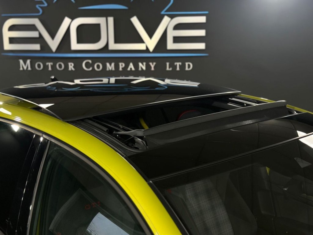 Used Volkswagen Golf 2024 for sale - 77287867: Photo 15