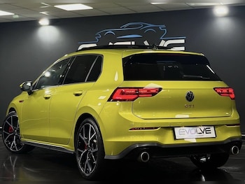 Used Volkswagen Golf 2024 for sale - 77287867: Photo