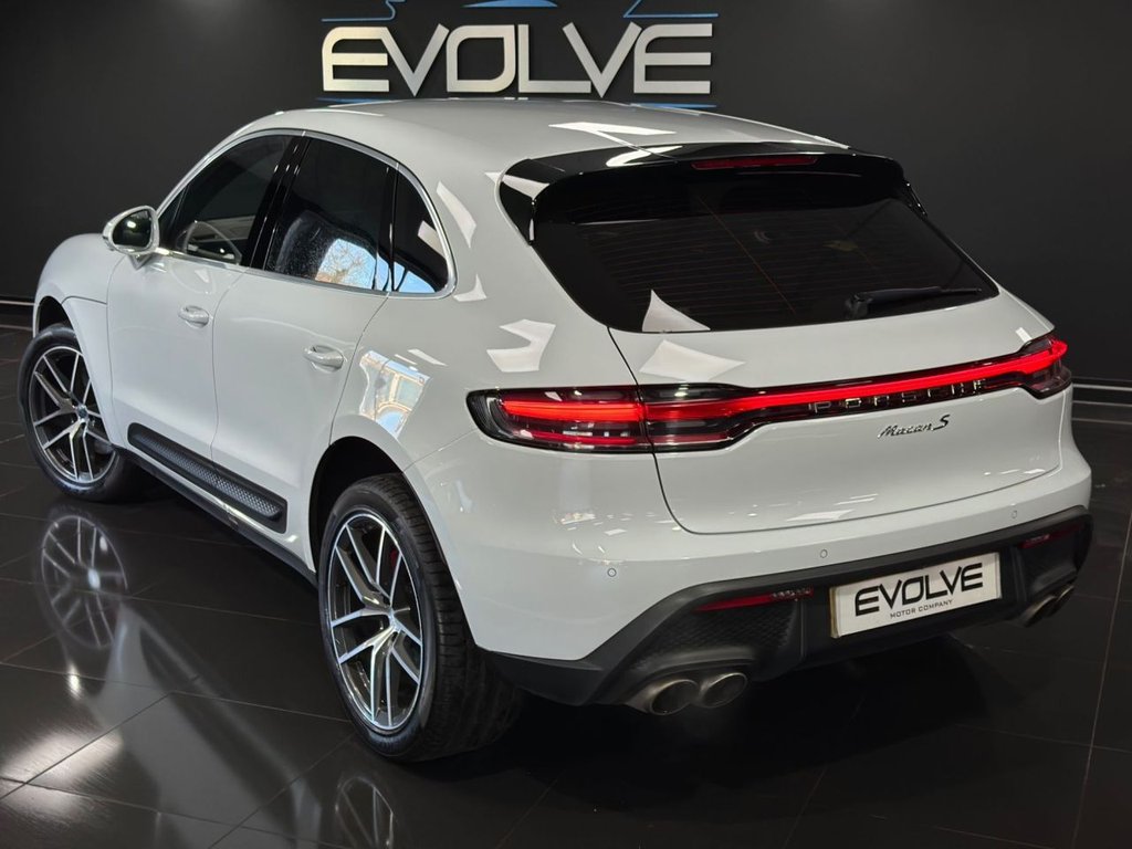 Used Porsche Macan 2022 for sale - 76698581: Photo 11