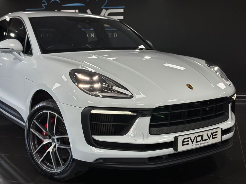 Used Porsche Macan 2022 for sale - 76698581: Photo 14