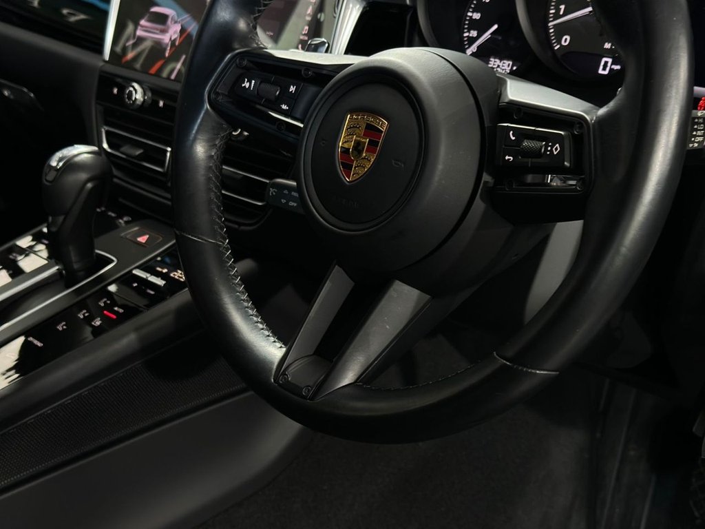 Used Porsche Macan 2022 for sale - 76698581: Photo 19