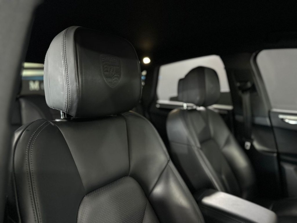 Used Porsche Macan 2022 for sale - 76698581: Photo 27
