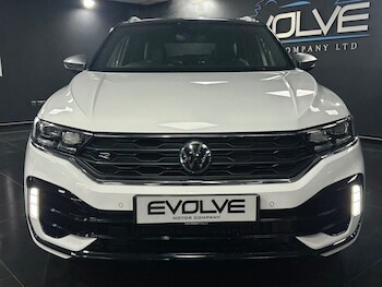 Used Volkswagen T-Roc 2021 for sale - 77133292: Photo