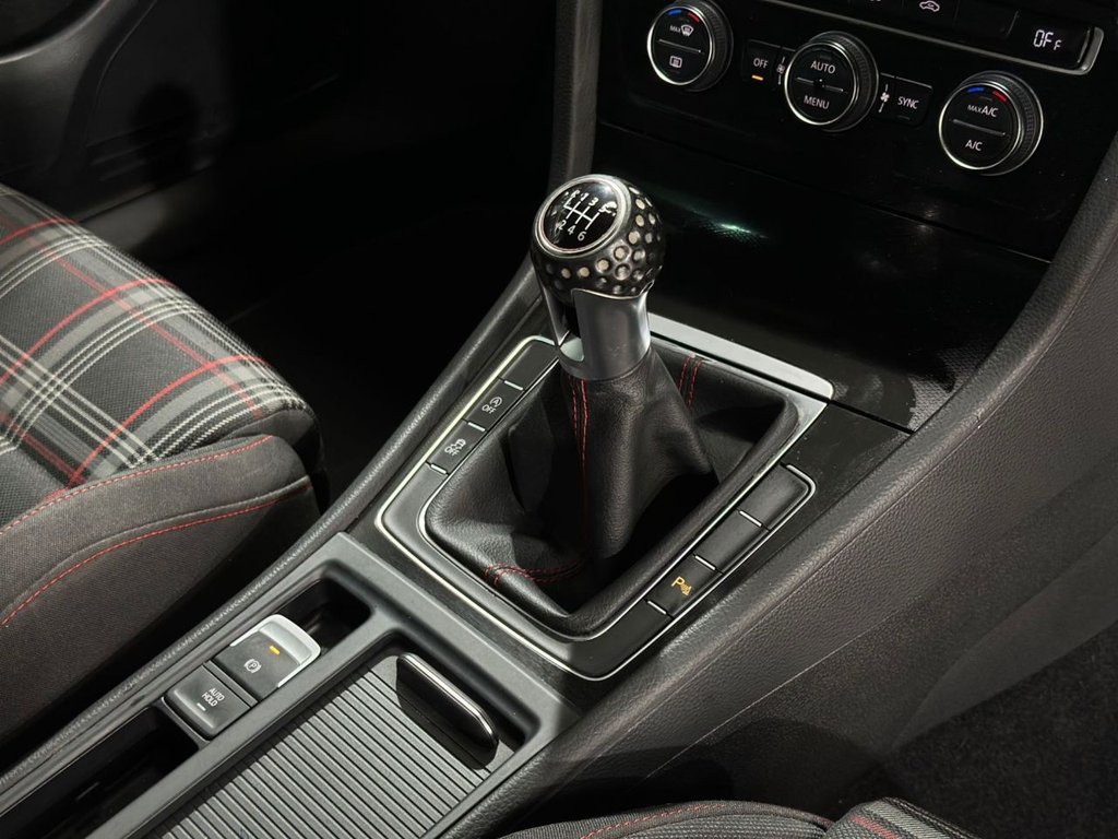 Used Volkswagen Golf 2016 for sale - 77341943: Photo 22