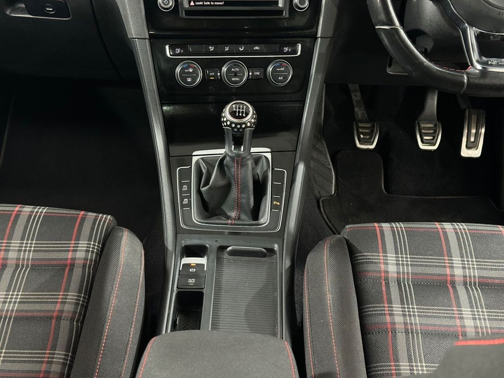 Used Volkswagen Golf 2016 for sale - 77341943: Photo 23