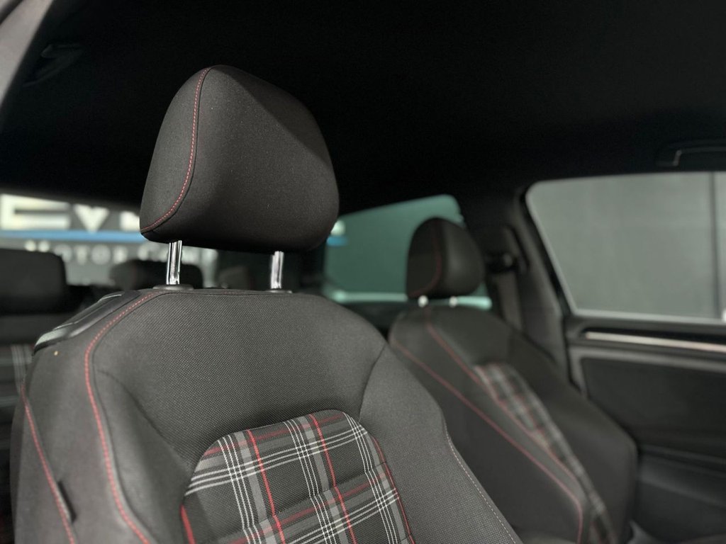 Used Volkswagen Golf 2016 for sale - 77341943: Photo 25