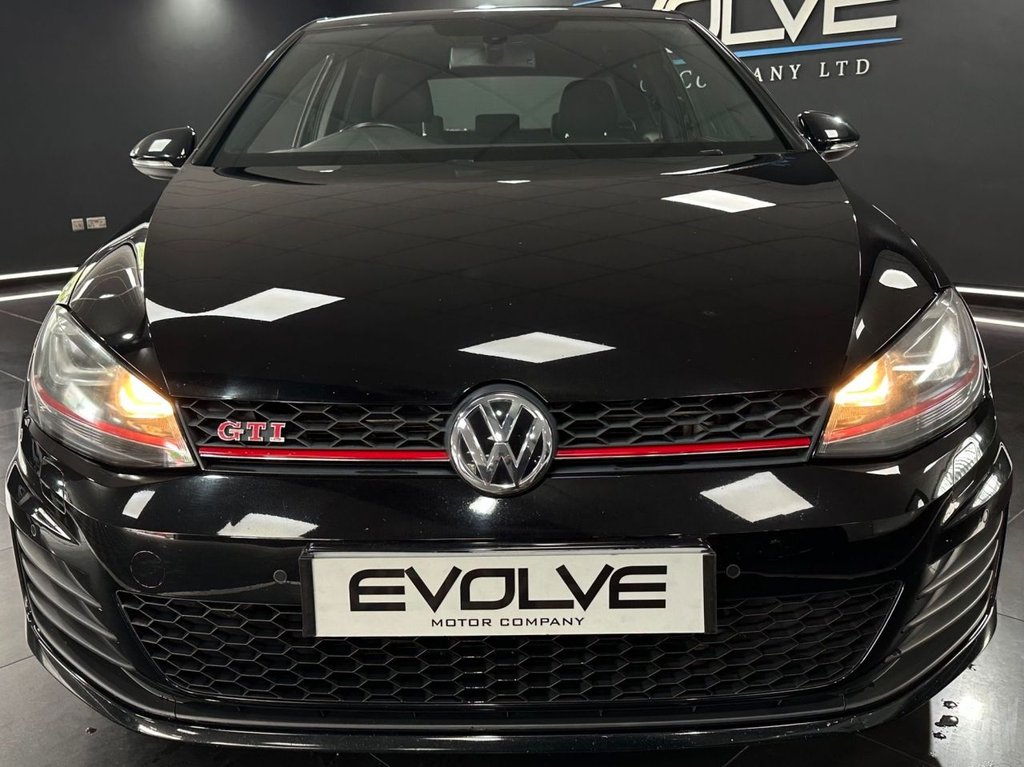 Used Volkswagen Golf 2016 for sale - 77341943: Photo 4