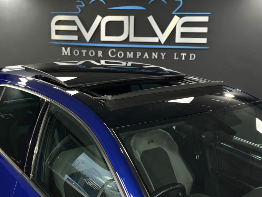 Used Volkswagen Golf 2017 for sale - 76783850: Photo 15