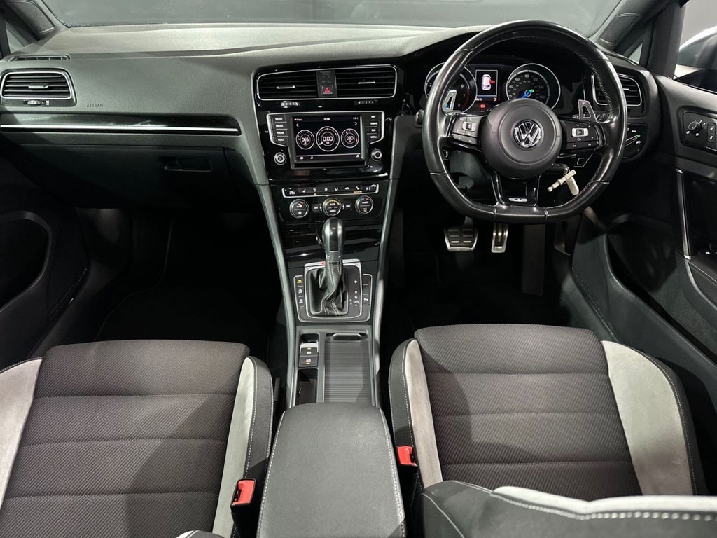 Used Volkswagen Golf 2017 for sale - 76783850: Photo 3