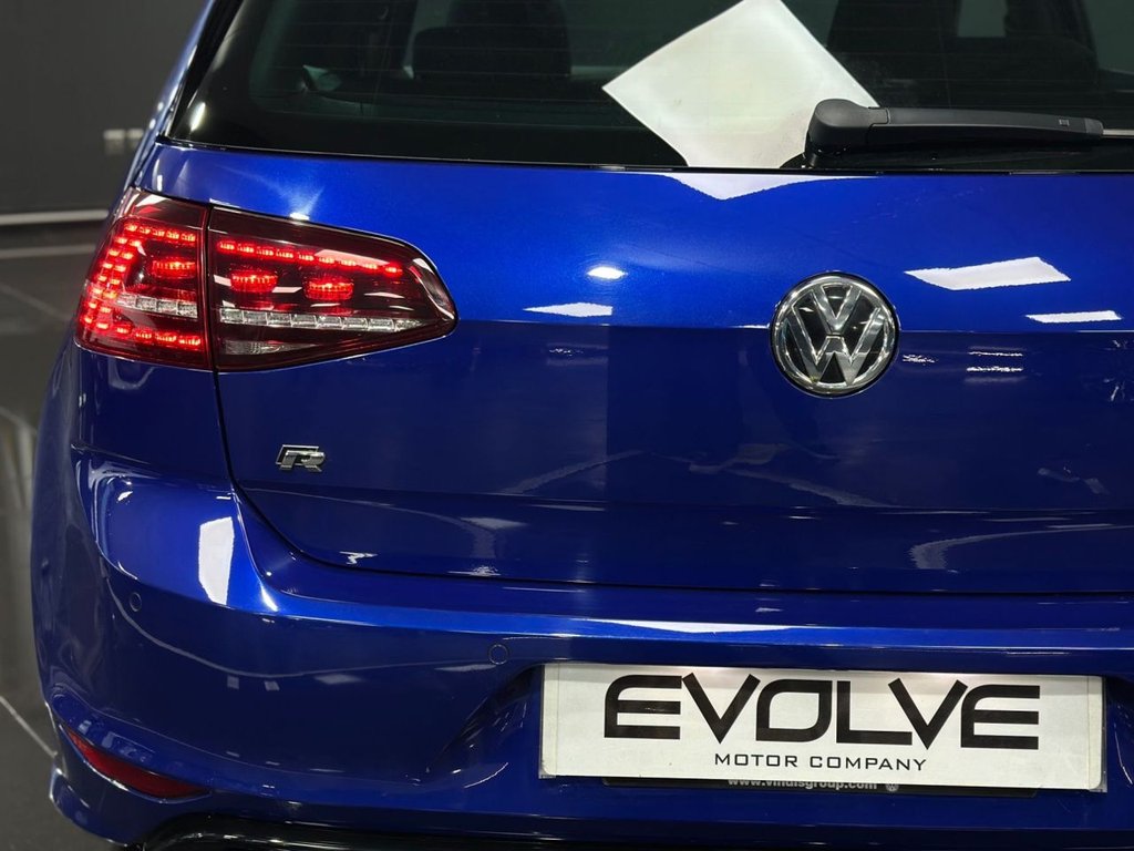 Used Volkswagen Golf 2017 for sale - 76783850: Photo 9