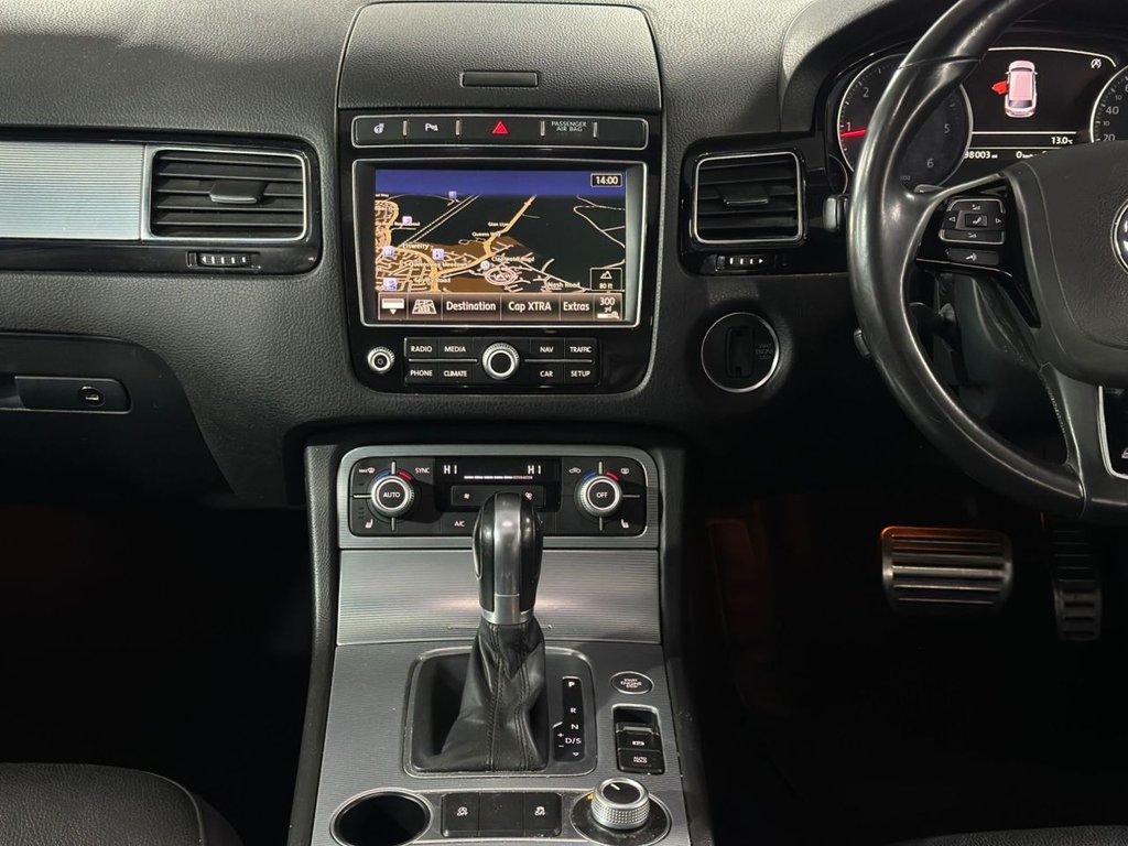 Used Volkswagen Touareg 2015 for sale - 77614283: Photo 24