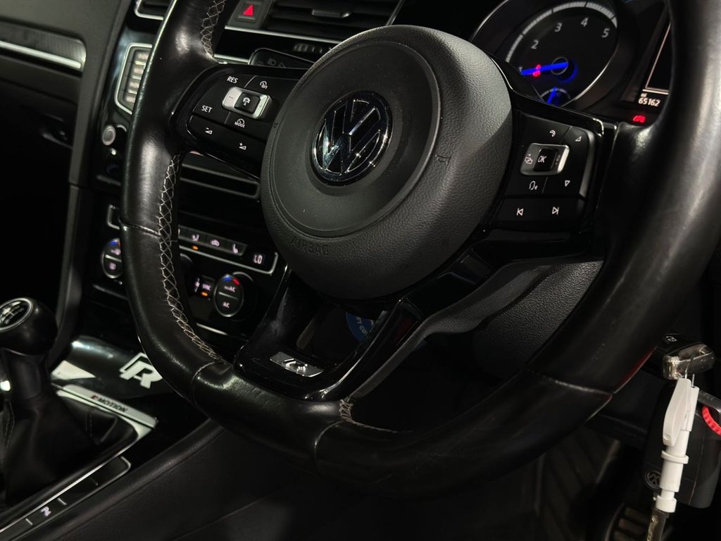 Used Volkswagen Golf 2015 for sale - 78134530: Photo 20