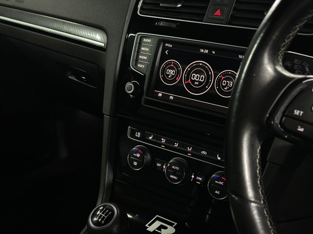 Used Volkswagen Golf 2015 for sale - 78134530: Photo 21