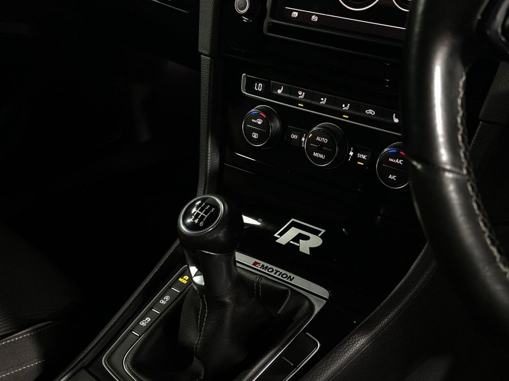 Used Volkswagen Golf 2015 for sale - 78134530: Photo 22