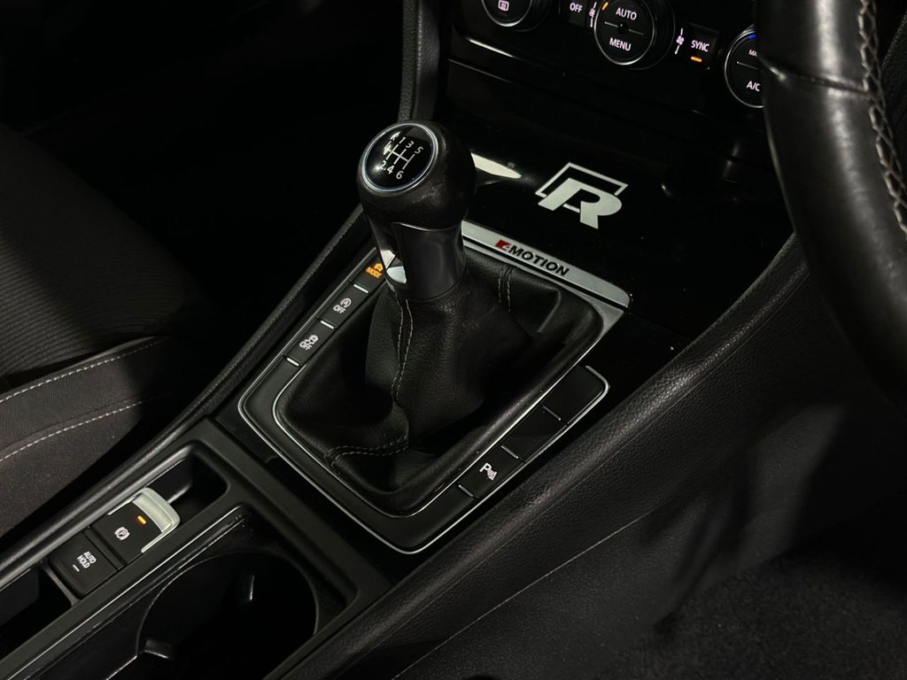 Used Volkswagen Golf 2015 for sale - 78134530: Photo 23